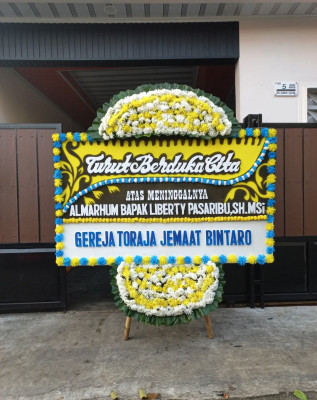 Papan Bunga Duka di Lumbis Ogong